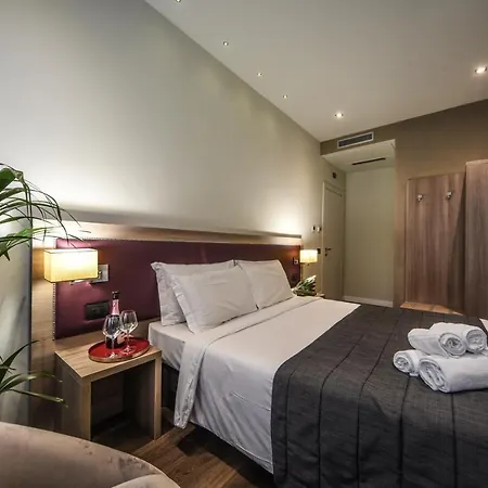 Hotell Zara 3*
