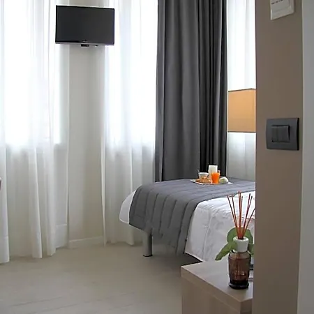 Zara Hotel 3*