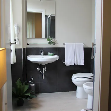 Hotel Zara 3*