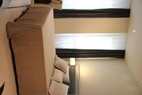 Zara 3*