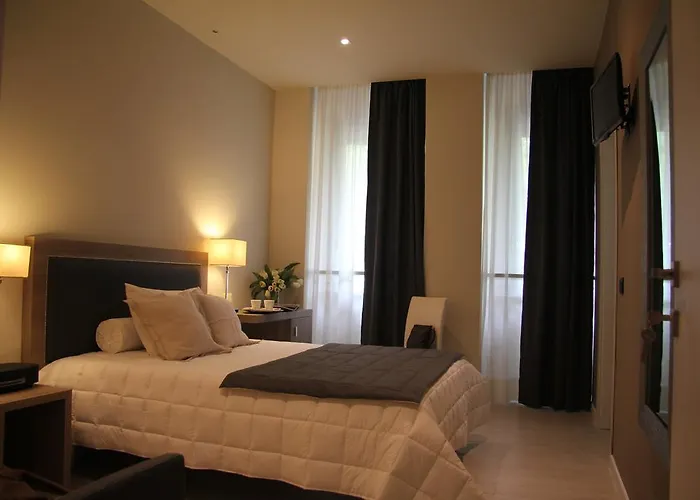 Zara Hotel